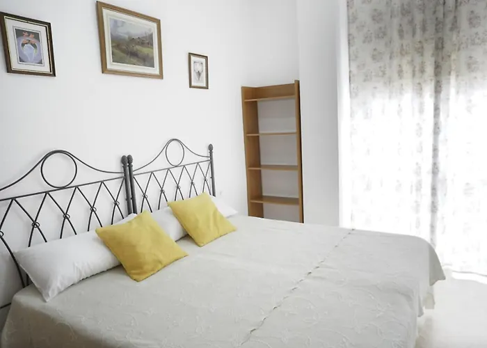 Bonito Apartamento En Torrox Costa Con Piscina